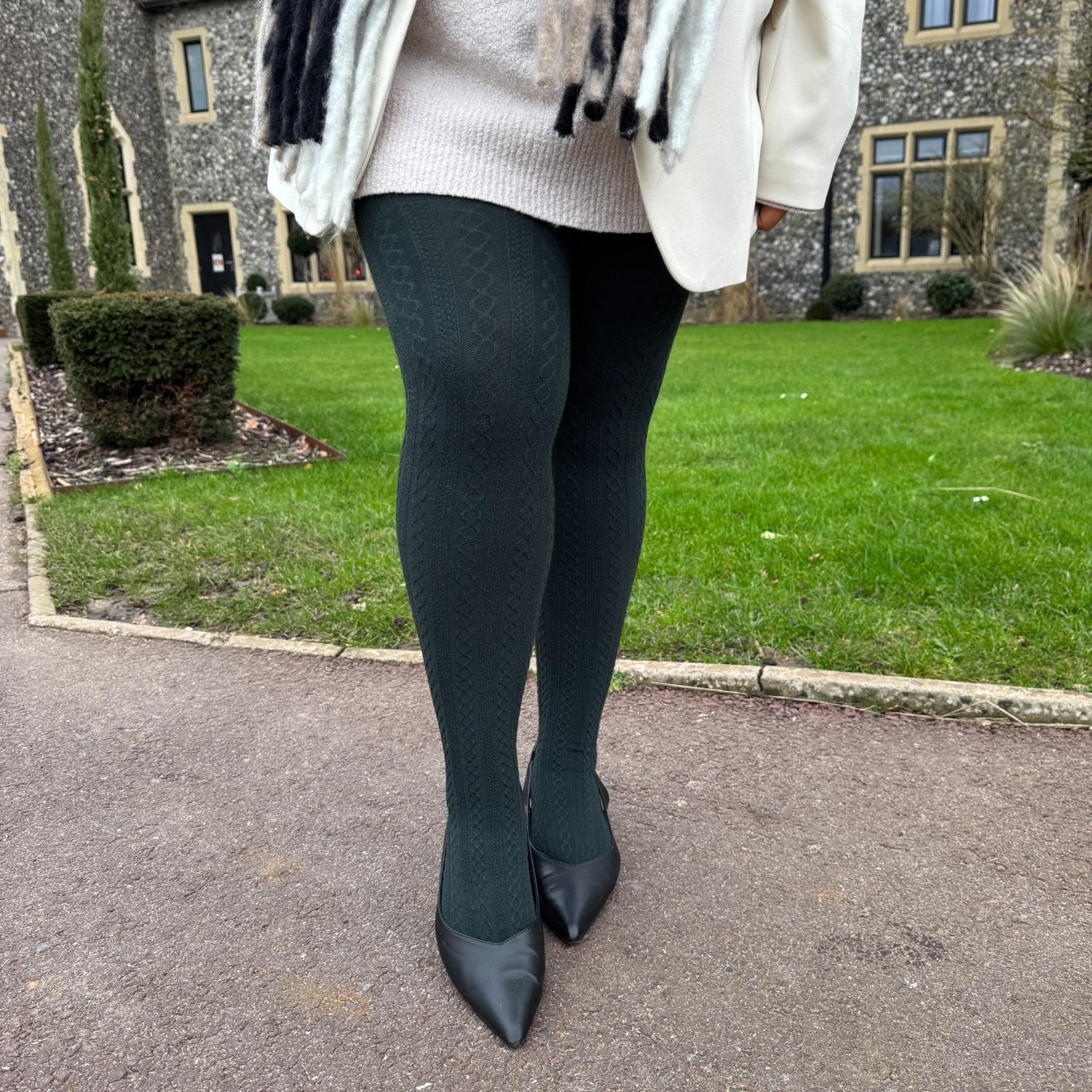 Grannies Cable Knit Wool Tights V2 - Crocodile