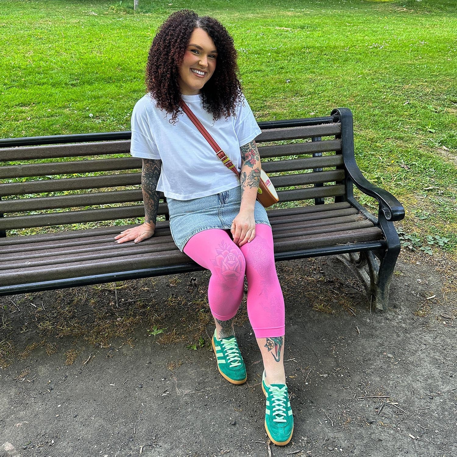 Courtney - Size F