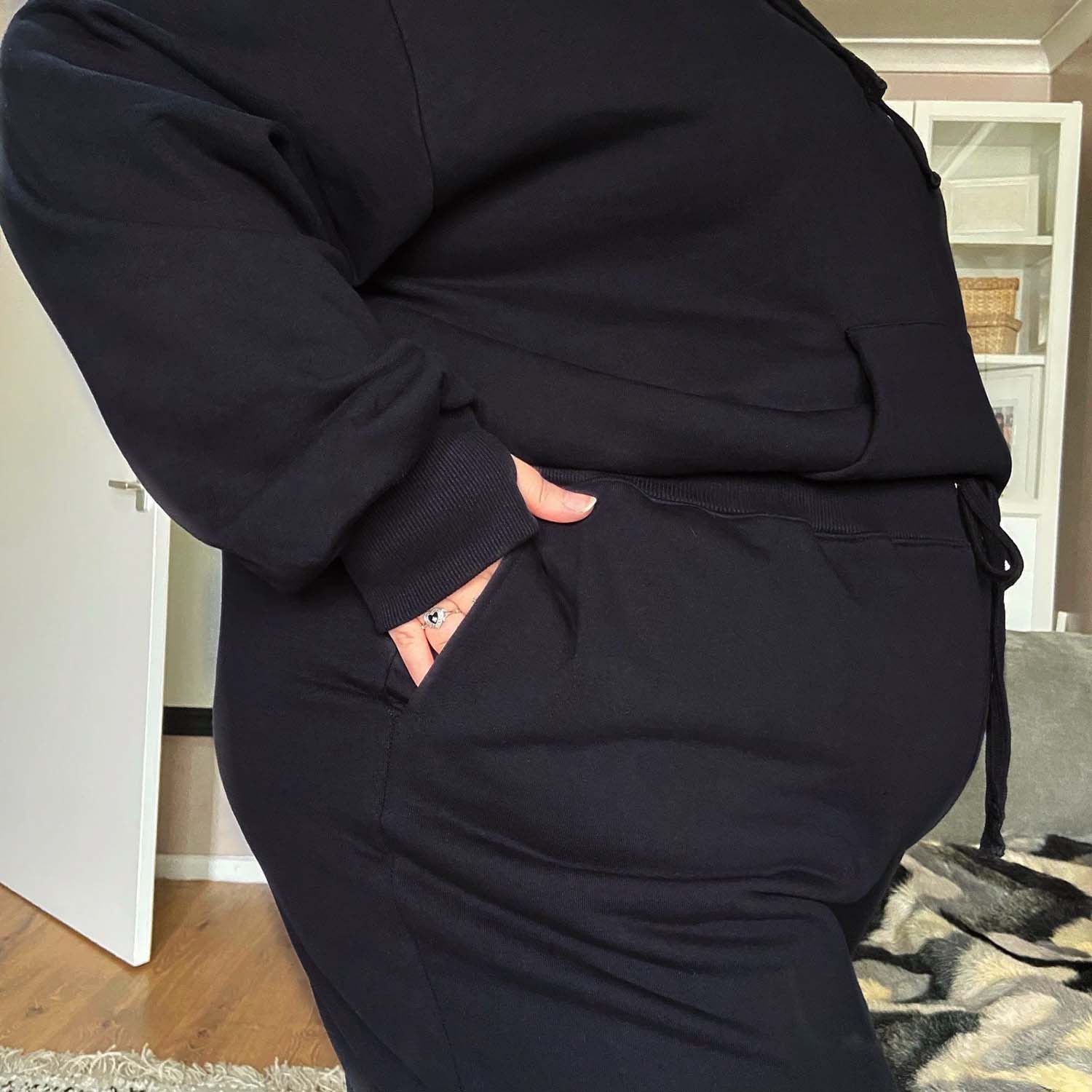 Natalie - 1.63m - Size H (sized down for snug fit)