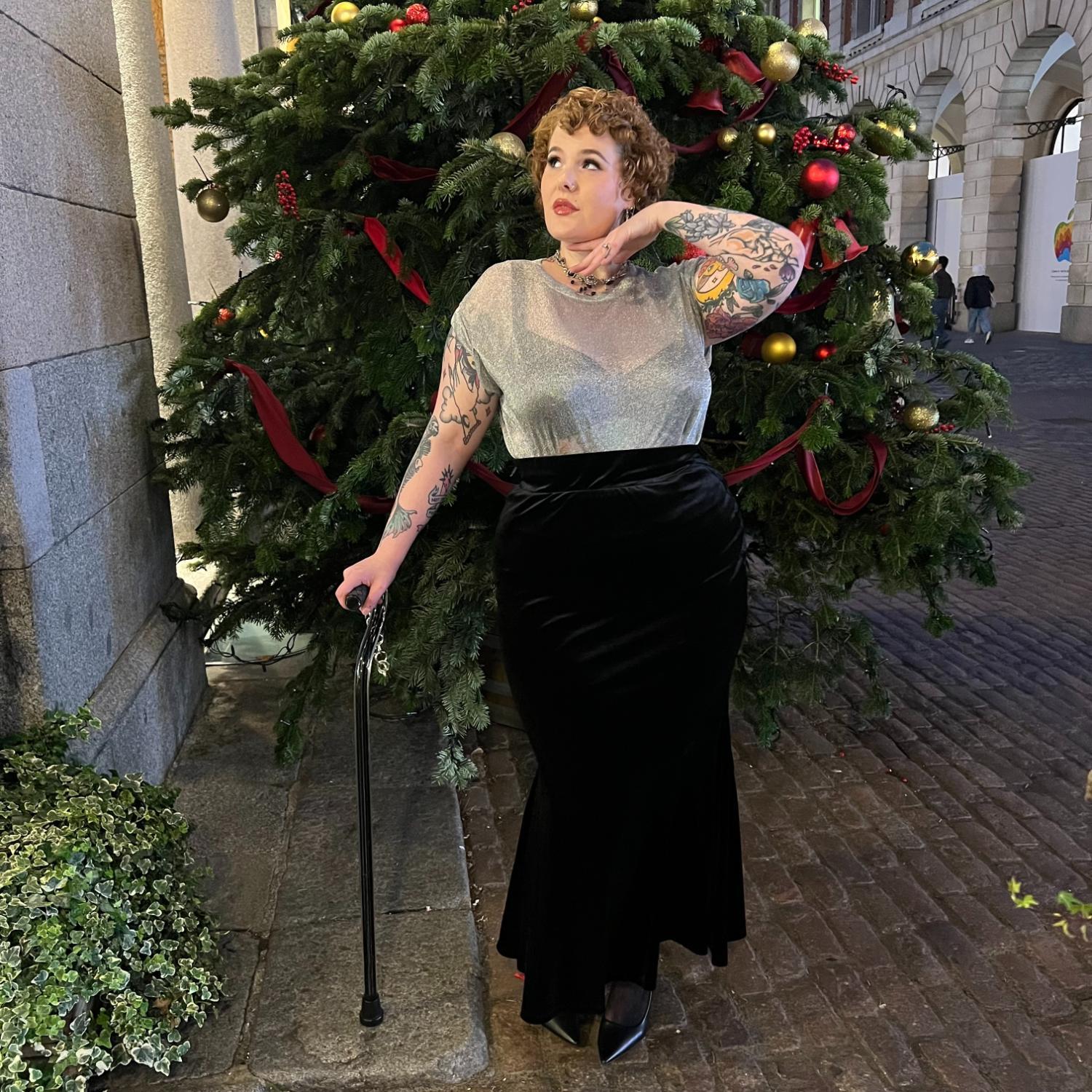 Velvet Mermaid Skirt - Black