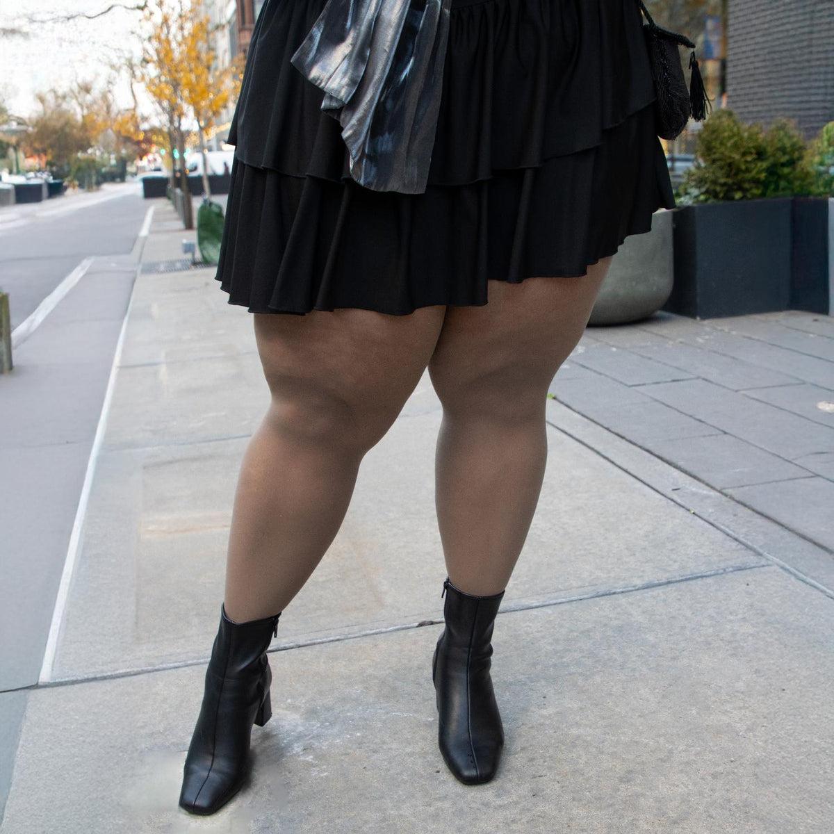 30 Denier Sheer Tights - Fudge