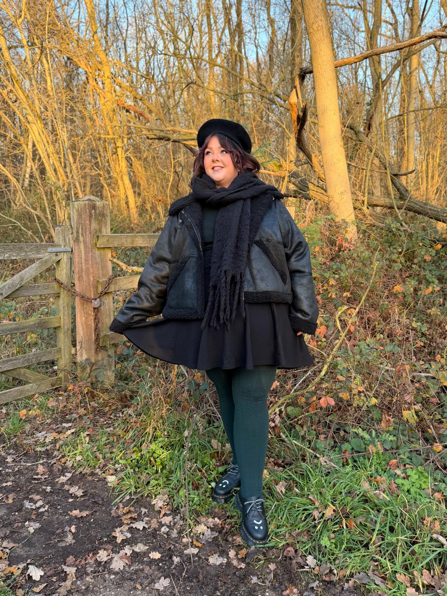 Mini-Flare Skirt - Black (V2)