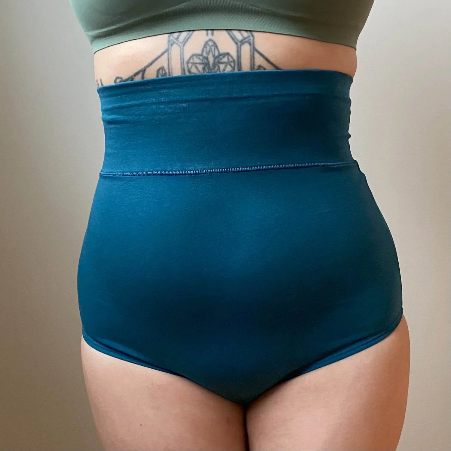 Super High Waist Knickers - Aurora